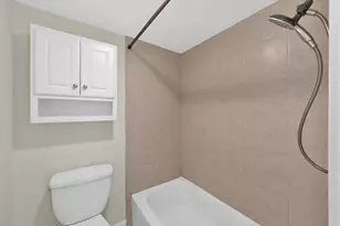 10902 Auger Pl, The Woodlands, TX 77380 - Photo 10