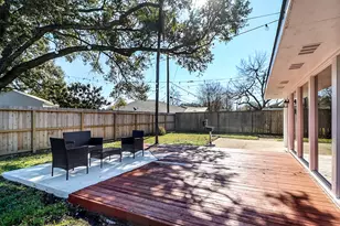 4722 Northrup Dr, Houston, TX 77092 - Photo 14