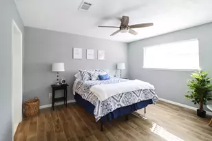 4722 Northrup Dr, Houston, TX 77092 - Photo 10