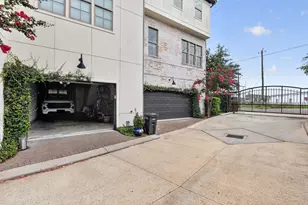 4041 Leeland St, Houston, TX 77023 - Photo 14