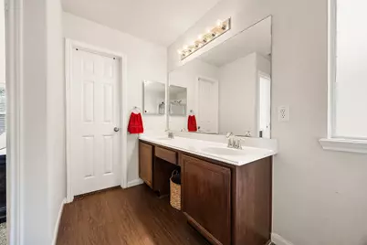 1835 Creegan Park Court, Houston, TX 77047 - Photo 18