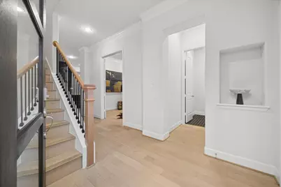 334 W 26th Street, Houston, TX 77008 - Photo 2