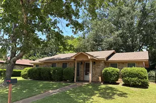 206 Valley Ln, Crockett, TX 75835 - Photo 4