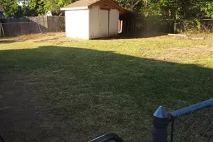 206 Valley Ln, Crockett, TX 75835 - Photo 14