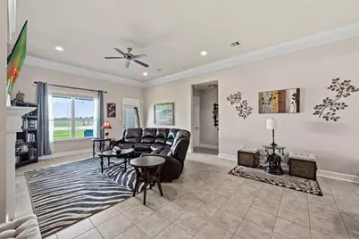 9823 Oaklawn Drive, Mont Belvieu, TX 77523 - Photo 18