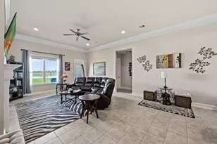 9823 Oaklawn Dr, Mont Belvieu, TX 77523 - Photo 18