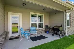 9823 Oaklawn Dr, Mont Belvieu, TX 77523 - Photo 34