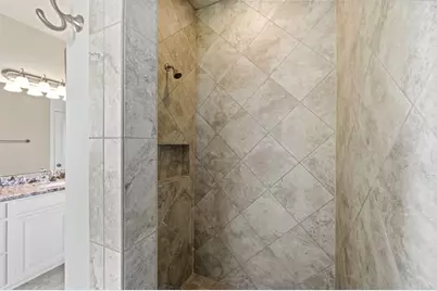 9823 Oaklawn Drive, Mont Belvieu, TX 77523 - Photo 24