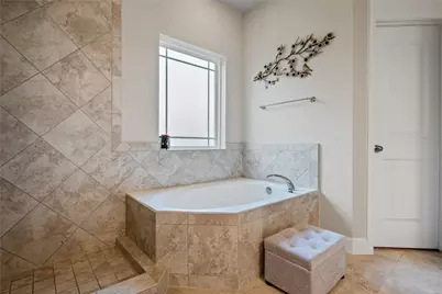 9823 Oaklawn Drive, Mont Belvieu, TX 77523 - Photo 26
