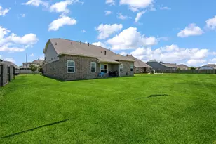 9823 Oaklawn Dr, Mont Belvieu, TX 77523 - Photo 32