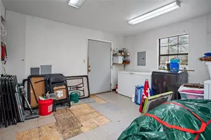 706 E Main St, Madisonville, TX 77864 - Photo 22