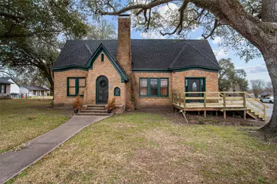 706 E Main Street, Madisonville, TX 77864 - Photo 1