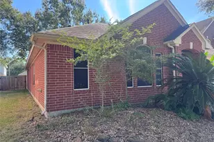 18422 Wolf Creek Tr, Humble, TX 77346 - Photo 6