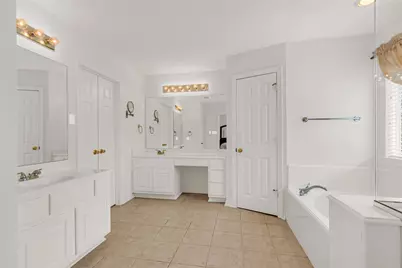 10825 Millridge Pines Court, Houston, TX 77070 - Photo 22