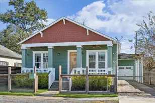 304 Walton St, Houston, TX 77009 - Photo 1