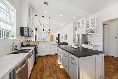 304 Walton Street, Houston, TX 77009 - Photo 10