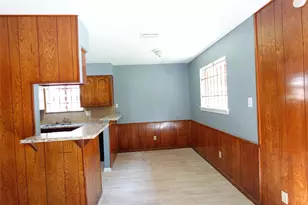 10642 Wolbrook St, Houston, TX 77016 - Photo 4