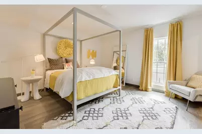 1410 Hyde Park Boulevard #101, Houston, TX 77006 - Photo 14