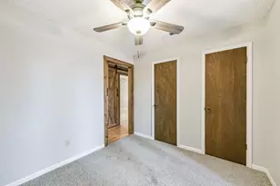 410 Riverside Dr, Alvin, TX 77511 - Photo 32