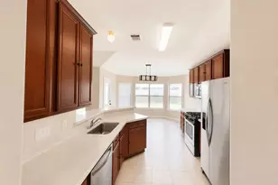 5817 Village Grove Dr, Pearland, TX 77581 - Photo 6