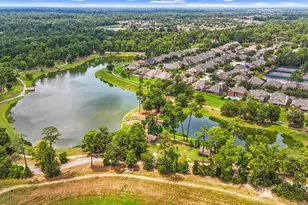 19309 Dianeshire Dr, Spring, TX 77388 - Photo 32