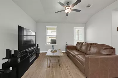 5325 Basquiat Drive, Houston, TX 77048 - Photo 10