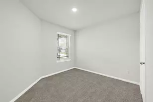 5325 Basquiat Dr, Houston, TX 77048 - Photo 14