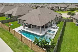 13126 Chateau Landing Dr, Texas City, TX 77568 - Photo 1