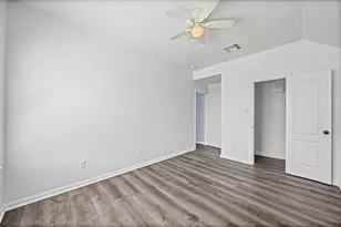 24826 Lakecrest Village Dr, Katy, TX 77493 - Photo 32