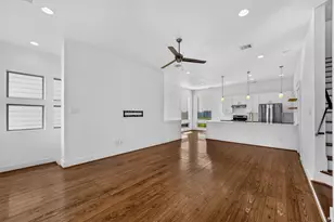 205 Riley Ln, Houston, TX 77003 - Photo 12