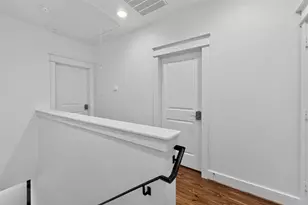 205 Riley Ln, Houston, TX 77003 - Photo 14