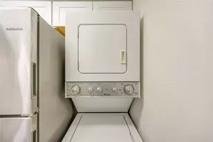 2120 Wilcrest Dr, Houston, TX 77042 - Photo 30