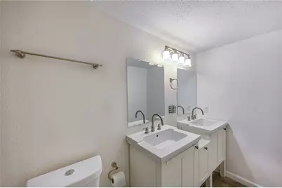 2120 Wilcrest Drive #226, Houston, TX 77042 - Photo 36