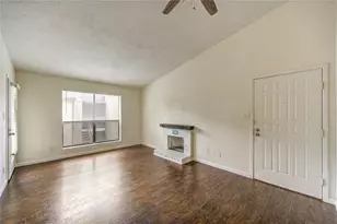 2120 Wilcrest Dr, Houston, TX 77042 - Photo 6