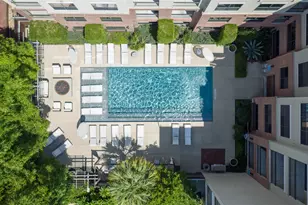 2700 Brazos St, Houston, TX 77006 - Photo 10