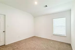 821 Stoney Pt Ln, Dayton, TX 77535 - Photo 12