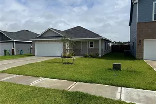 821 Stoney Pt Ln, Dayton, TX 77535 - Photo 2