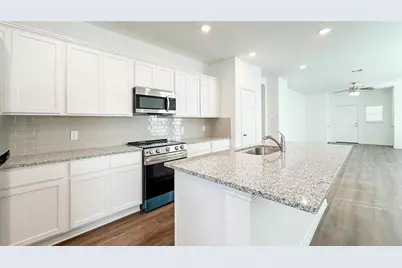 821 Stoney Point Lane, Dayton, TX 77535 - Photo 4
