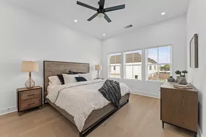 3002 Jensen Springs Lane, Houston, TX 77026 - Photo 26