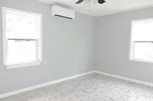 2227 10th St, Port Neches, TX 77651 - Photo 20