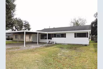 2227 10th Street, Port Neches, TX 77651 - Photo 2