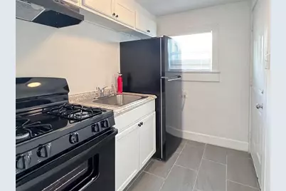 11 Norwood Street #4, Houston, TX 77011 - Photo 8