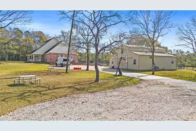 162 Acorn Hill Drive, Huntsville, TX 77320 - Photo 32