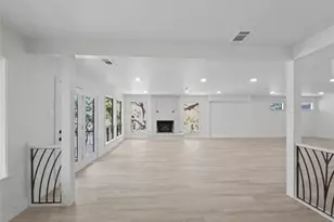 190 Dawns Edge Dr, Conroe, TX 77356 - Photo 2