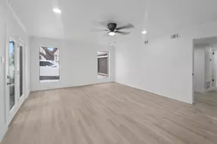 190 Dawns Edge Dr, Conroe, TX 77356 - Photo 14