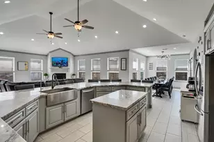 14323 Blanco Dr, Baytown, TX 77523 - Photo 26