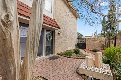 6728 Buffalo Speedway, West University Place, TX 77005 - Photo 2