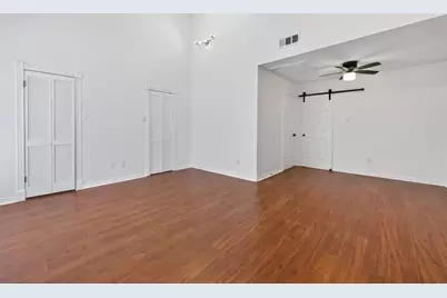 724 Country Place Drive #E, Houston, TX 77079 - Photo 28