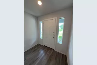 505 Hines Avenue #B, Willis, TX 77378 - Photo 2
