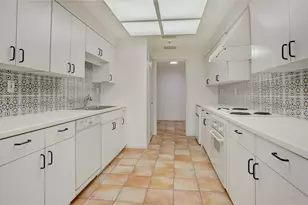 2001 Holcombe Blvd, Houston, TX 77030 - Photo 12